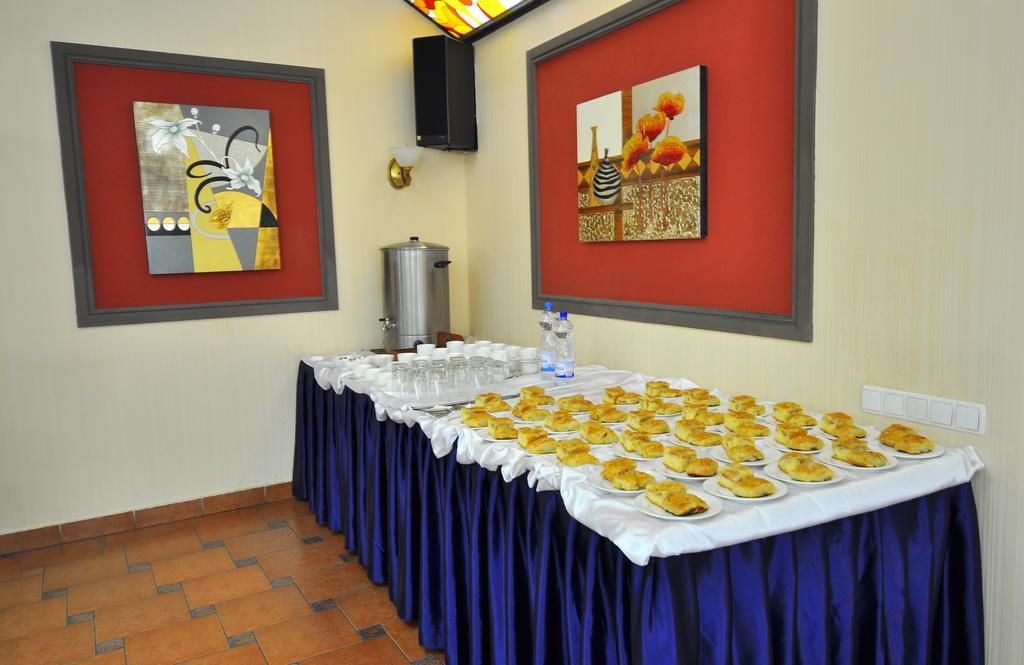 Grand Orzu Hotel ทาชเคนต์ ภายนอก รูปภาพ